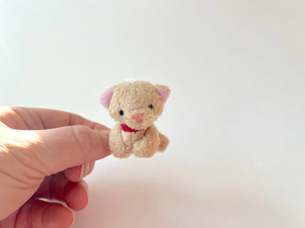 Small Stuffed Kitty Cat (Beige)